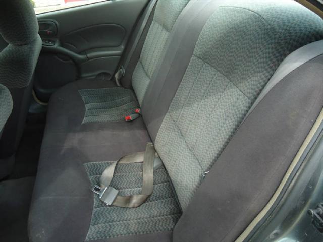 2004 Pontiac Grand Am RAM 2500 CREW SLT