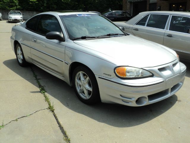 2004 Pontiac Grand Am Sportback LS
