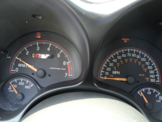 2004 Pontiac Grand Am Sportback LS