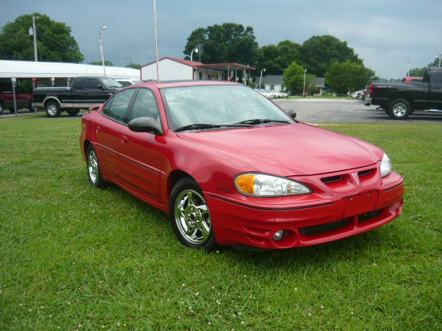 2004 Pontiac Grand Am XUV SLE 4WD