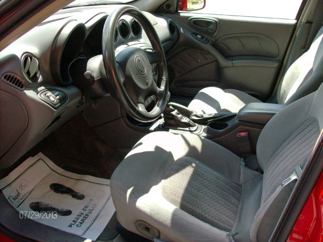 2004 Pontiac Grand Am XUV SLE 4WD