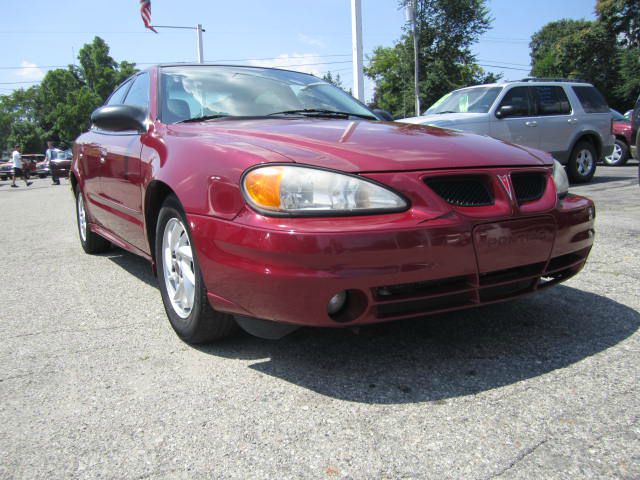 2004 Pontiac Grand Am Sport -5 Speed-stick-4x4