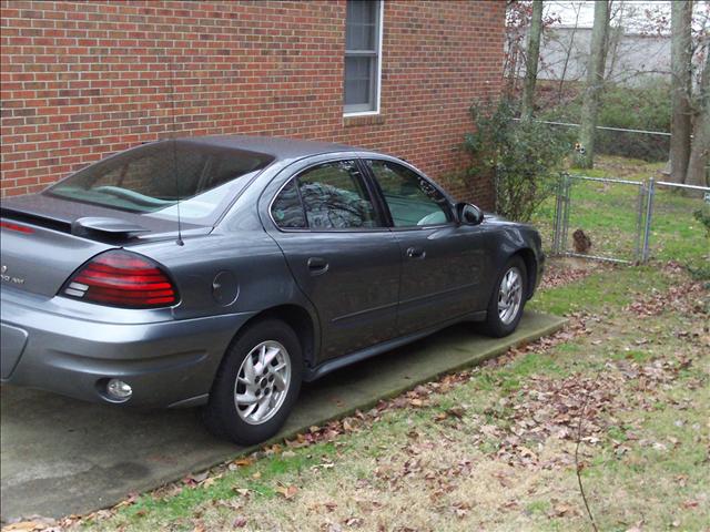 2004 Pontiac Grand Am SE