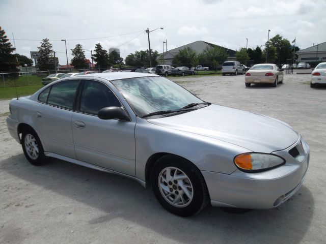 2004 Pontiac Grand Am Sport -5 Speed-stick-4x4