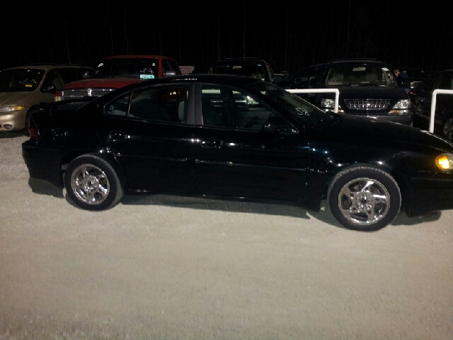 2004 Pontiac Grand Am XUV SLE 4WD