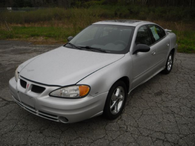 2004 Pontiac Grand Am LS Flex Fuel 4x4 This Is One Of Our Best Bargains