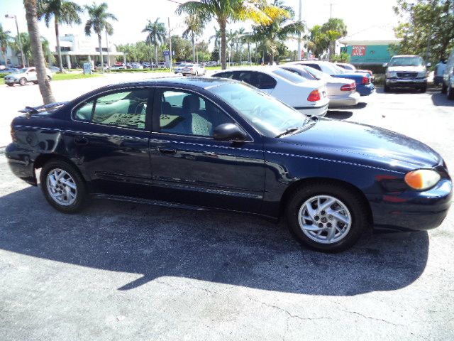 2004 Pontiac Grand Am Sport -5 Speed-stick-4x4