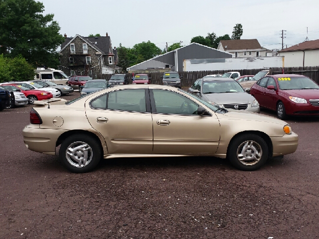 2005 Pontiac Grand Am 2dr Cpe Auto W/moonroof