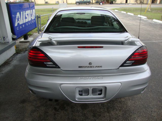 2005 Pontiac Grand Am Sport -5 Speed-stick-4x4