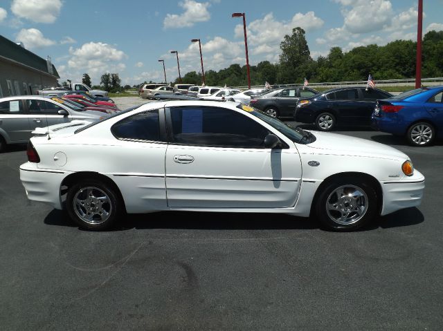 2005 Pontiac Grand Am Sportback LS