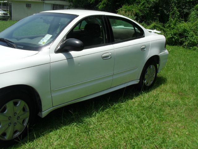 2005 Pontiac Grand Am Sport -5 Speed-stick-4x4