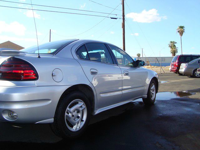 2005 Pontiac Grand Am Sport -5 Speed-stick-4x4