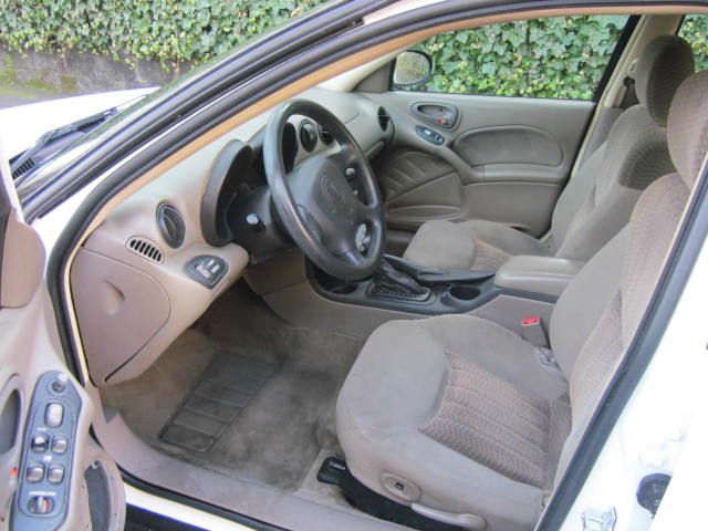 2005 Pontiac Grand Am Sport -5 Speed-stick-4x4