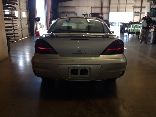 2005 Pontiac Grand Am Sport -5 Speed-stick-4x4