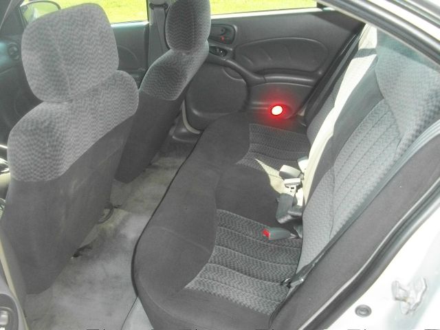 2005 Pontiac Grand Am Sport -5 Speed-stick-4x4