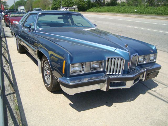 1977 Pontiac Grand Prix Unknown