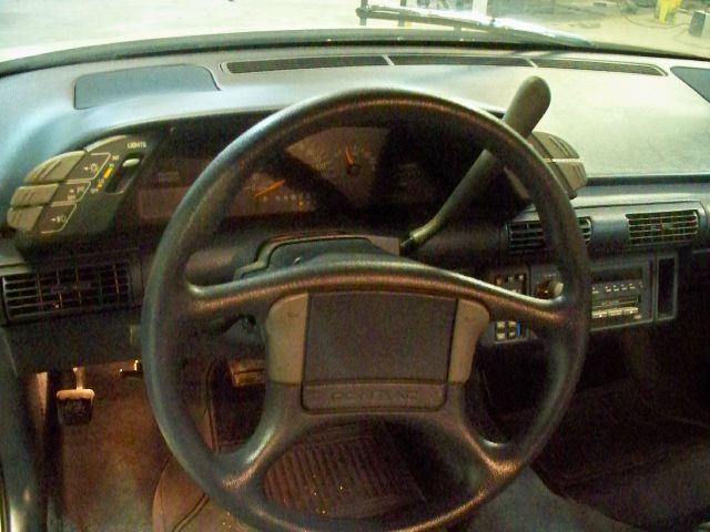 1991 Pontiac Grand Prix 4dr Sdn SL Auto Sedan