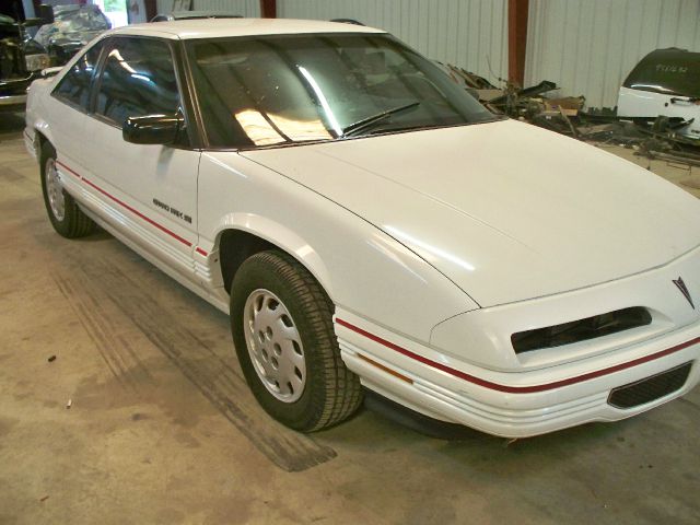 1991 Pontiac Grand Prix 4dr Sdn SL Auto Sedan