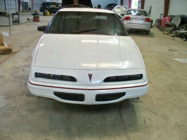 1991 Pontiac Grand Prix 4dr Sdn SL Auto Sedan