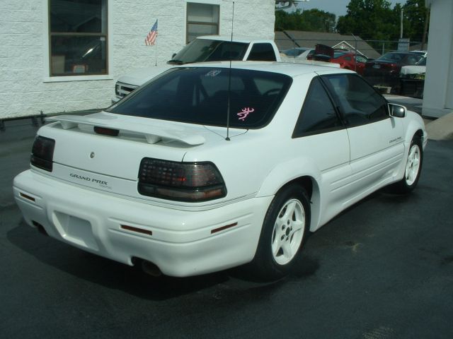 1995 Pontiac Grand Prix 4dr Sdn SL Auto Sedan