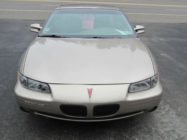 1997 Pontiac Grand Prix Sport -5 Speed-stick-4x4