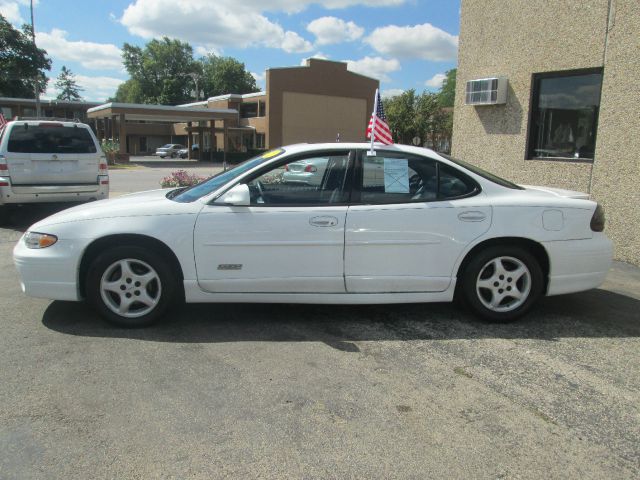 1997 Pontiac Grand Prix XUV SLE 4WD