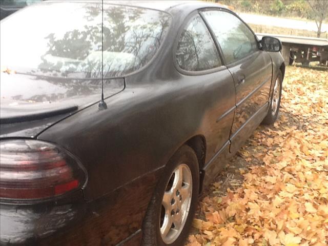 1997 Pontiac Grand Prix Sportback LS