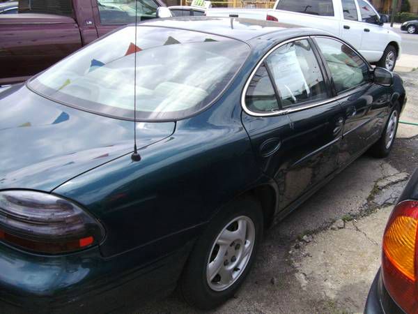 1997 Pontiac Grand Prix Sport -5 Speed-stick-4x4