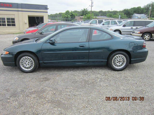 1997 Pontiac Grand Prix Sportback LS