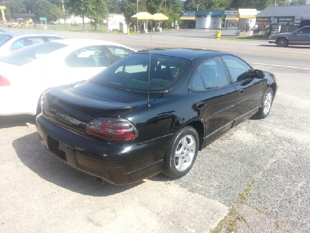 1997 Pontiac Grand Prix XUV SLE 4WD