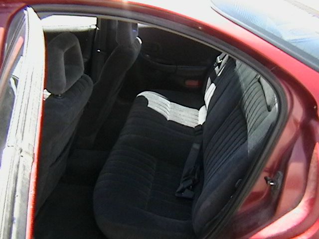 1997 Pontiac Grand Prix Sport -5 Speed-stick-4x4