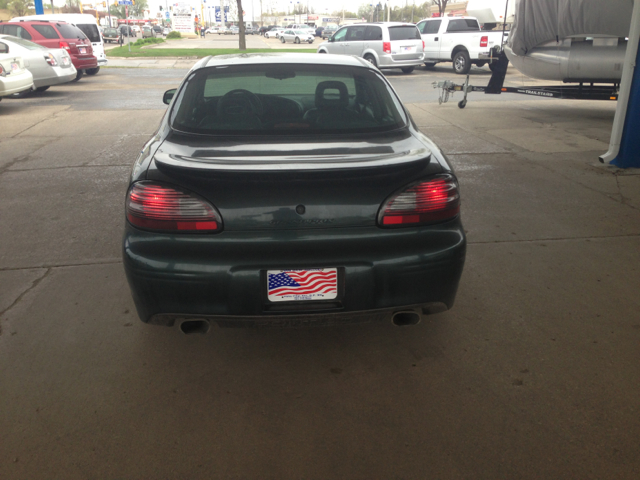 1998 Pontiac Grand Prix XUV SLE 4WD