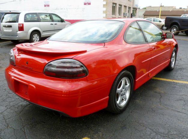1998 Pontiac Grand Prix Sportback LS