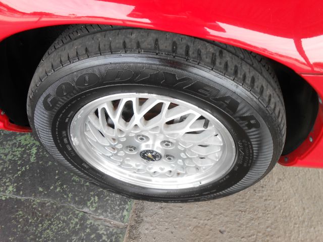 1999 Pontiac Grand Prix Sport -5 Speed-stick-4x4