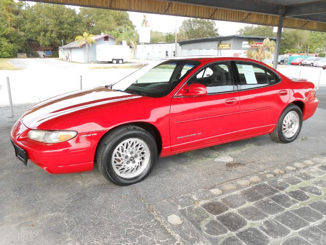 1999 Pontiac Grand Prix Sport -5 Speed-stick-4x4