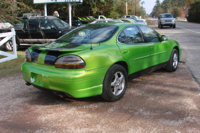 1999 Pontiac Grand Prix Sport -5 Speed-stick-4x4