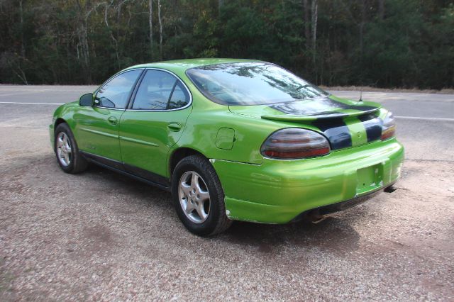 1999 Pontiac Grand Prix Sport -5 Speed-stick-4x4