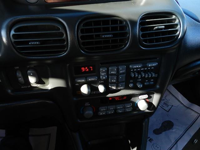 1999 Pontiac Grand Prix 4dr Quad Cab WB 4WD SLT