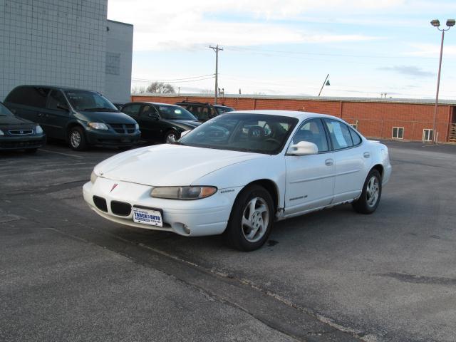 1999 Pontiac Grand Prix SE