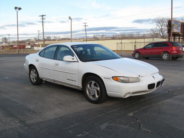 1999 Pontiac Grand Prix SE