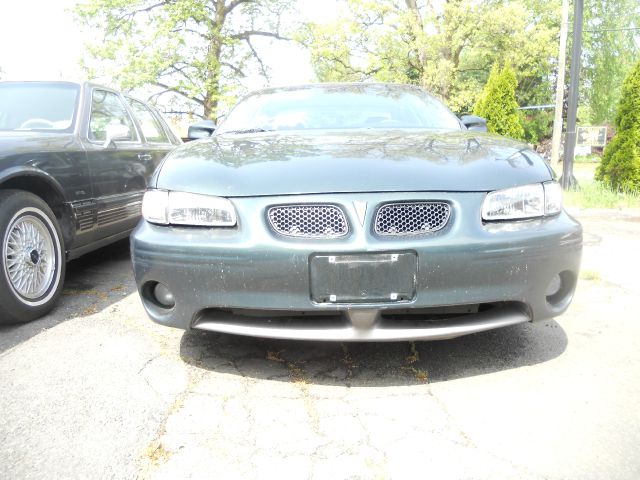 1999 Pontiac Grand Prix XUV SLE 4WD