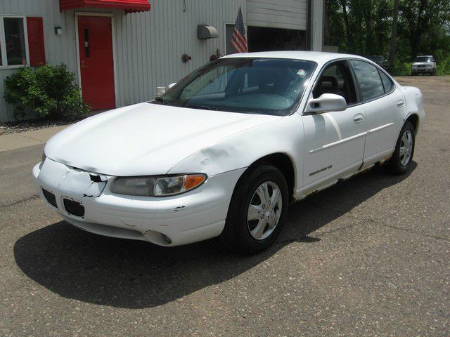 1999 Pontiac Grand Prix Sport -5 Speed-stick-4x4