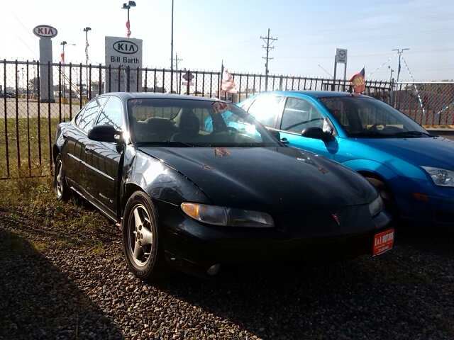 1999 Pontiac Grand Prix Sport -5 Speed-stick-4x4