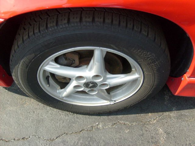 1999 Pontiac Grand Prix Sportback LS