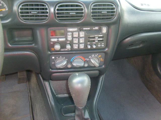 1999 Pontiac Grand Prix Sportback LS