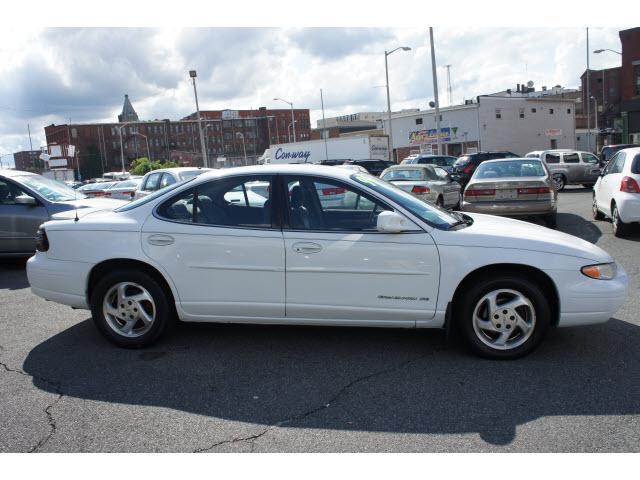 1999 Pontiac Grand Prix SE