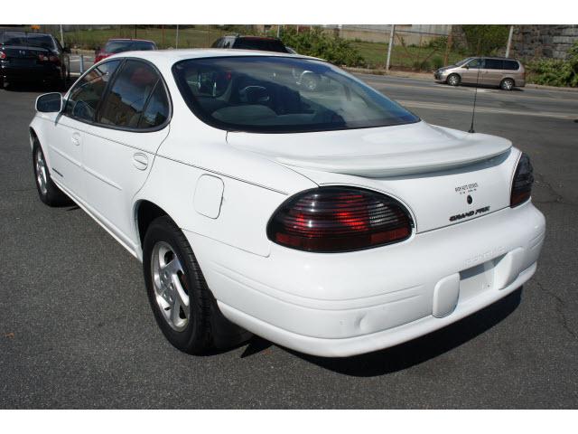 1999 Pontiac Grand Prix SE