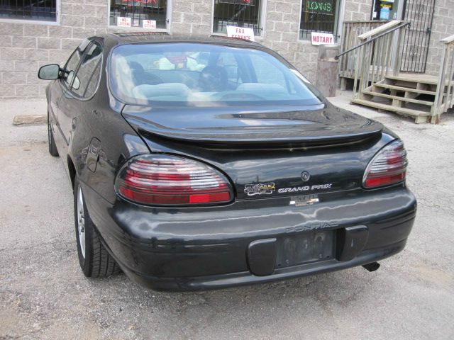 2000 Pontiac Grand Prix Sport -5 Speed-stick-4x4