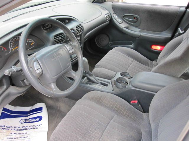 2000 Pontiac Grand Prix Sport -5 Speed-stick-4x4