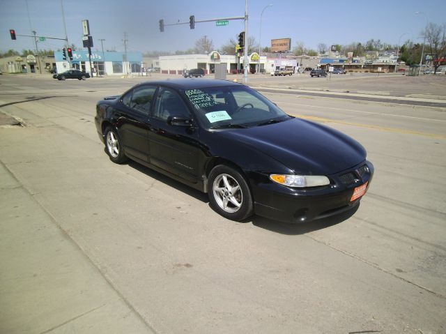2000 Pontiac Grand Prix LS Flex Fuel 4x4 This Is One Of Our Best Bargains